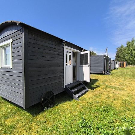 Glempings Berzciema Laguna Берзциемс Экстерьер фото