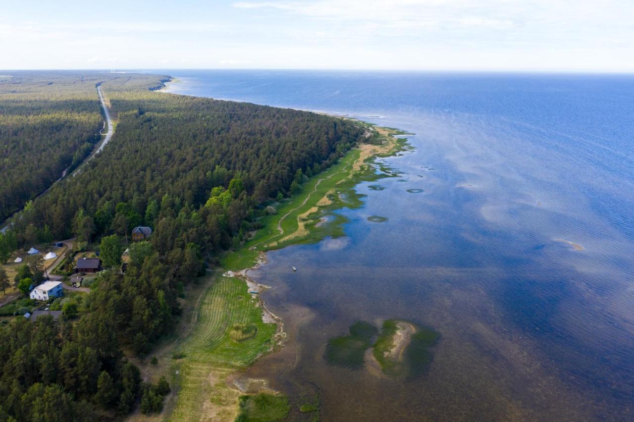 Glempings Berzciema Laguna Берзциемс Экстерьер фото